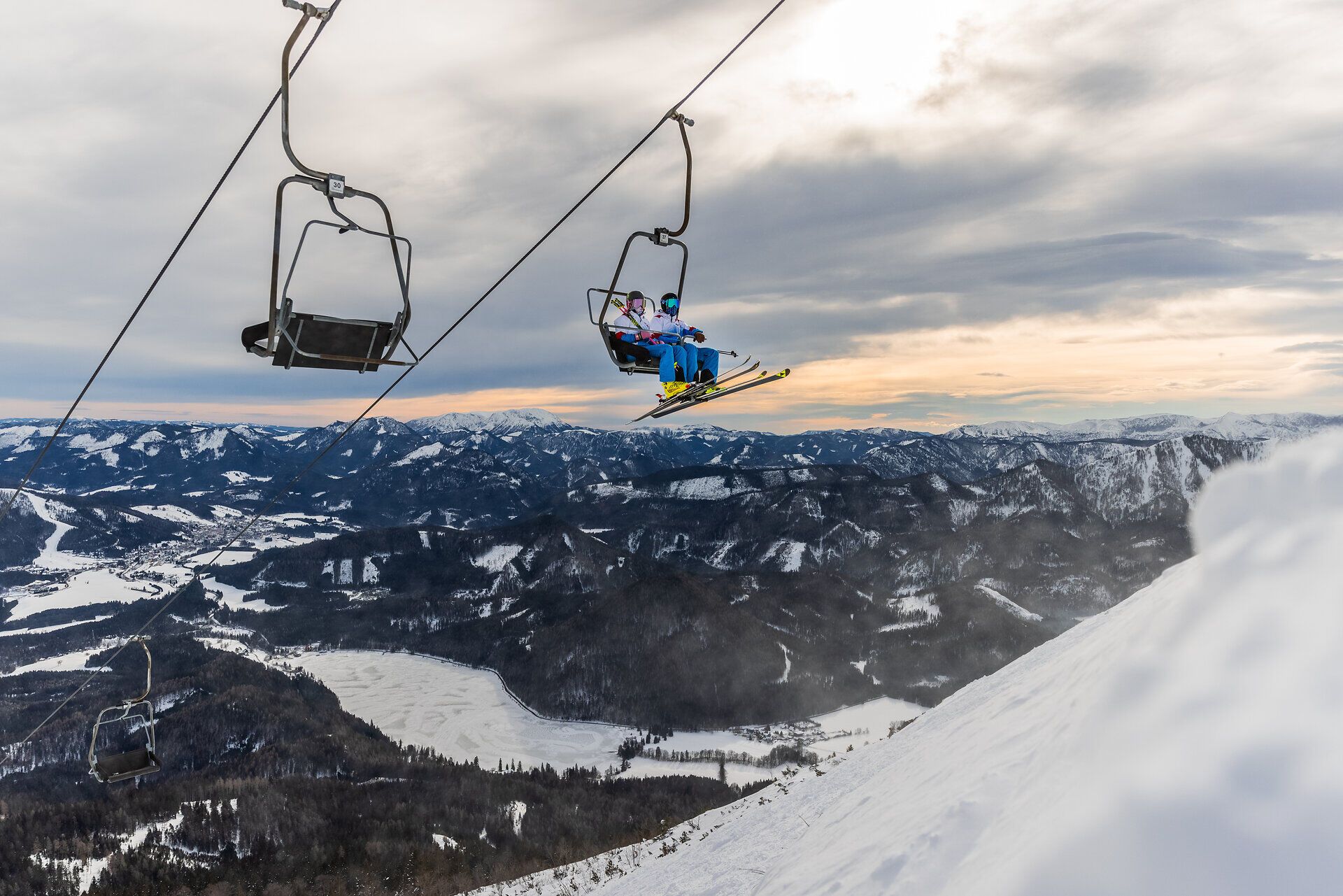 Skifahren auf der Gemeindealpe Mitterbach im Mariazellerland.