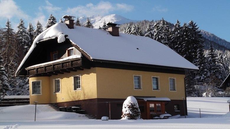 Zimn&iacute; pohled zvenč&iacute;, &copy; Haus Oberfeichtner