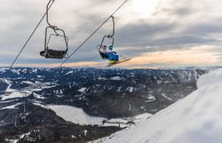 Skifahren auf der Gemeindealpe Mitterbach im Mariazellerland.